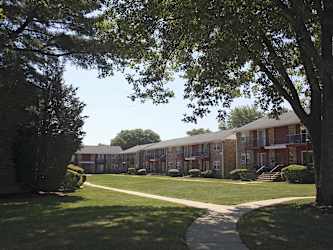 Ken Gardens Apartments - Cliffwood, NJ