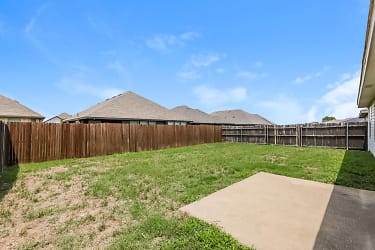 1337 Castle Ridge Road - Fort Worth, TX