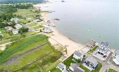 26 Taylor Ave - Madison, CT