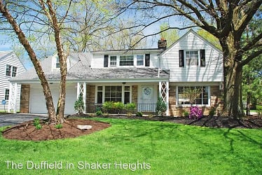 23547 Duffield Rd - Shaker Heights, OH