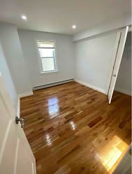 131-38 132nd St unit 1 - Queens, NY