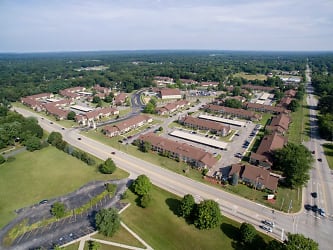 Castle Point Apartments - South Bend, IN