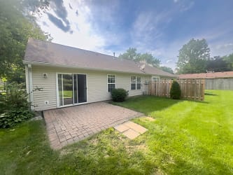 10747 N Park Ave - Indianapolis, IN
