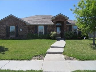 1417 SW 62nd Ave - Amarillo, TX