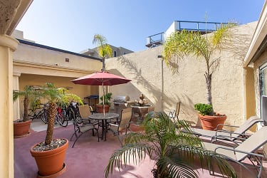 4925 Del Mar Avenue&lt;/br&gt;Unit 10 10 - undefined, undefined