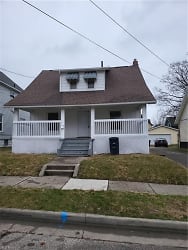 2311 12th St SW - Akron, OH