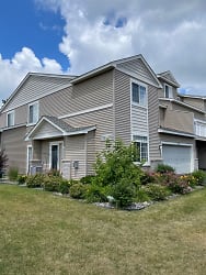 17920 66th Ave N - Osseo, MN