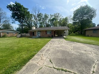 1370 Farley Dr - Indianapolis, IN