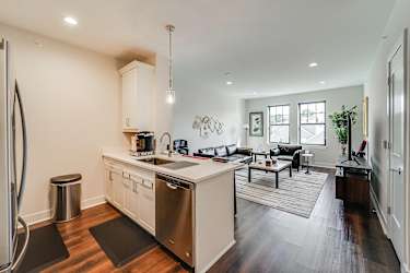 110 Market St #202 - Saddle Brook, NJ