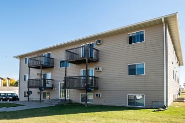 2901 7th Street SW Apartments - Minot, ND