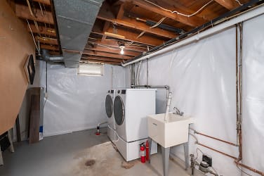 Utility Room - New washer and dryer