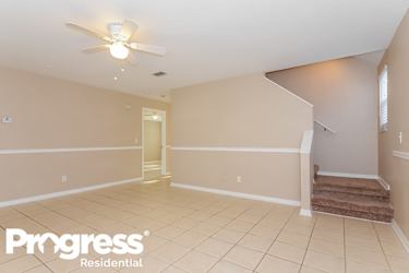 15115 Deer Meadow Dr - Lutz, FL