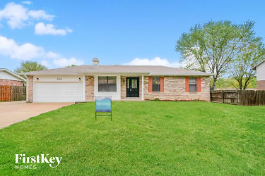 5854 Blackberry Dr - Imperial, MO