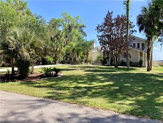 1544 NW 17th Ct - Crystal River, FL