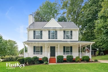 408 Indian Hill Rd - Holly Springs, NC