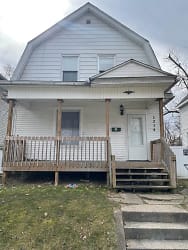 1214 E Madison St - South Bend, IN