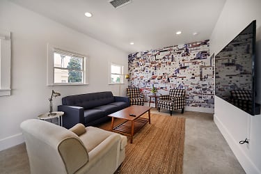 1133 3rd Ave unit 3A - Los Angeles, CA