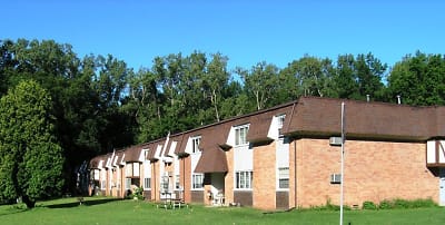 Meadow Creek Apartments - Holland, OH