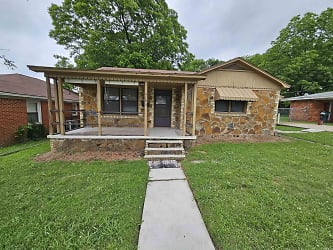4105 Pike Ave - North Little Rock, AR