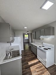 3305 Tazewell Pike unit 26 - Knoxville, TN