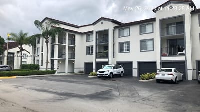 4360 NW 107th Ave #305 - Doral, FL