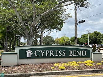 2220 N Cypress Bend Dr #301 - Pompano Beach, FL
