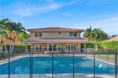 9144 NW 43rd Ct - Coral Springs, FL