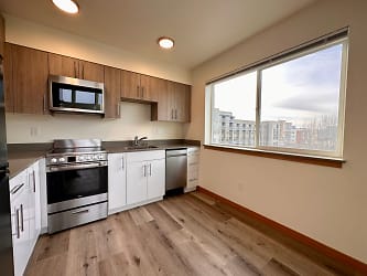 Ballard  58 Apartments - Seattle, WA