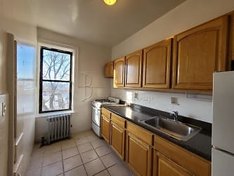 25-54 38th St unit 1C - Queens, NY