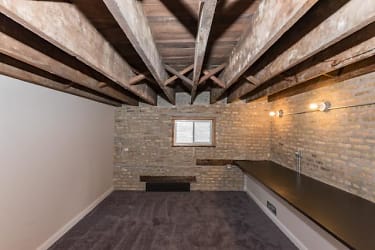 3535 W Wrightwood Ave - Chicago, IL