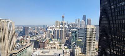 300 N State St unit 5519 - Chicago, IL
