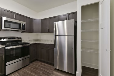 Dodson Pointe Apartment Homes - Rogers, AR