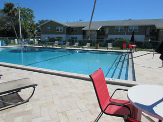 840 Center Ave unit 84 - Holly Hill, FL