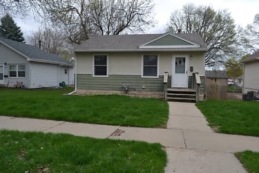 2118 S Duluth Ave - Sioux Falls, SD