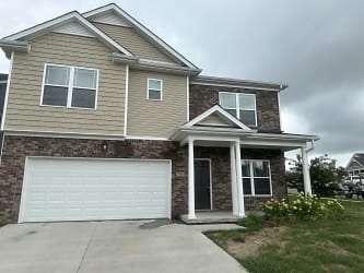 100 Cammy Ct - Nicholasville, KY