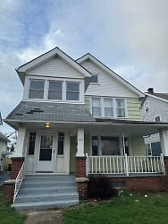 10401 Homeworth Ave unit Down - Garfield Heights, OH