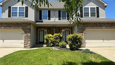 7723 Racite Rd - Macungie, PA