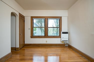 2465 NW Raleigh St unit 104 - Portland, OR
