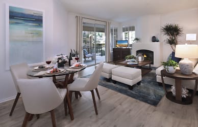 Torrey Villas Apartments - San Diego, CA