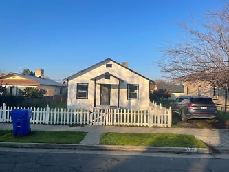 208 S Quince Ave - Exeter, CA