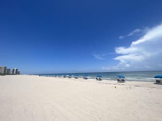 2800 N Ocean Dr #B-23C - Riviera Beach, FL