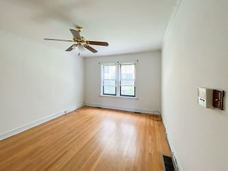 4600 N Winchester Ave unit 1952-1Z - Chicago, IL