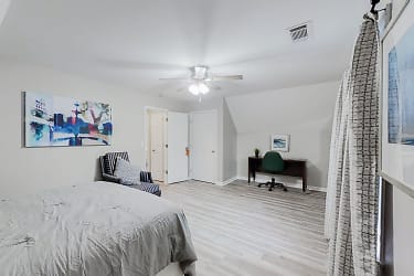 Room For Rent - Cumming, GA
