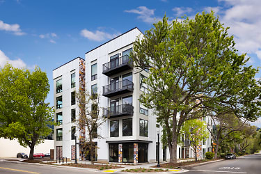 20th Place Apartments - Sacramento, CA
