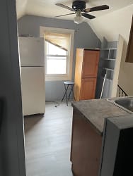 4345 W 48th St unit 3 - Cleveland, OH