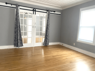 212 Pine St unit 2 - undefined, undefined