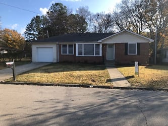 308 S Foster Dr - Tupelo, MS