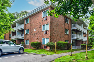 Kenmore Apartments - Southington, CT