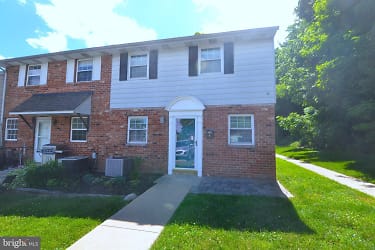 605 W Market St #4 - West Chester, PA