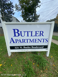 321 N Butler Blvd - Lansing, MI